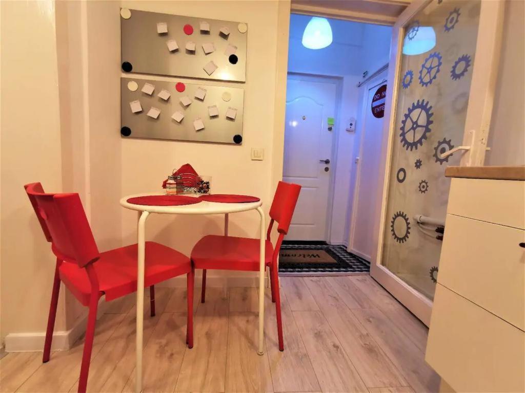 Luxury Piata Universitate Old Town Lejlighed Bukarest Eksteriør billede