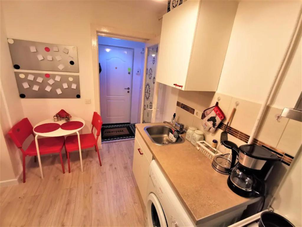 Luxury Piata Universitate Old Town Lejlighed Bukarest Eksteriør billede