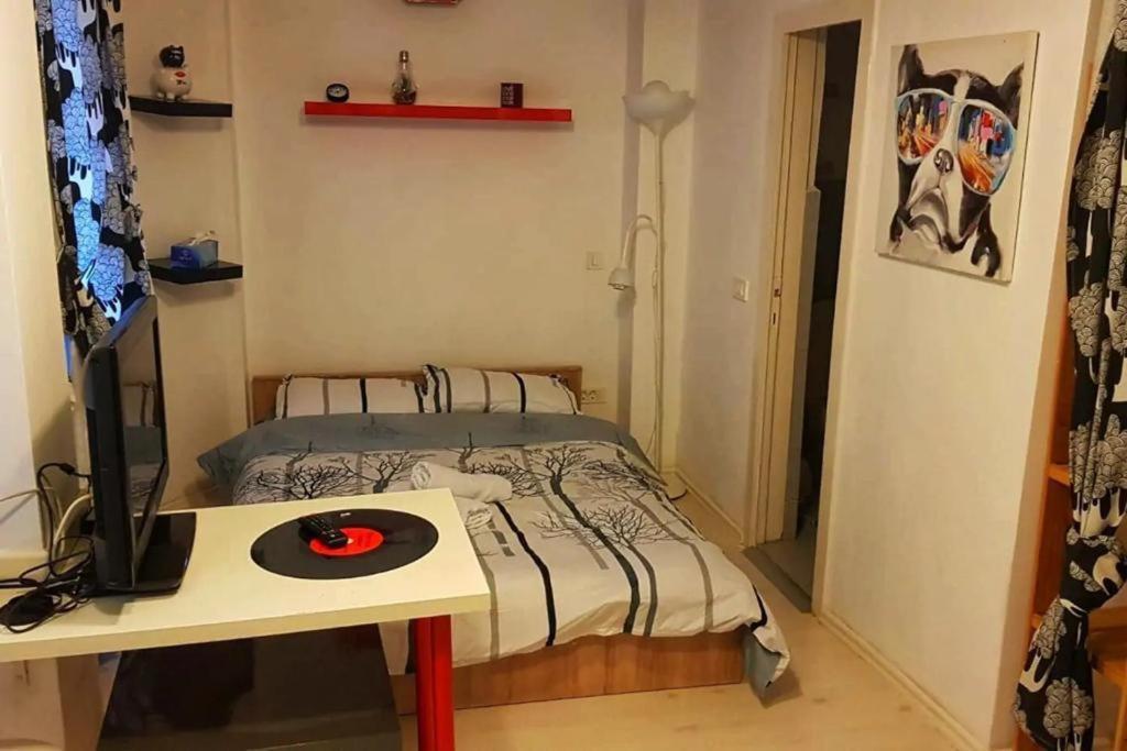 Luxury Piata Universitate Old Town Lejlighed Bukarest Eksteriør billede